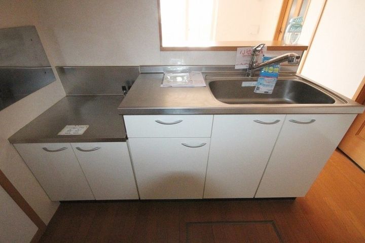 ドエルエバーグリーンC102のキッチン