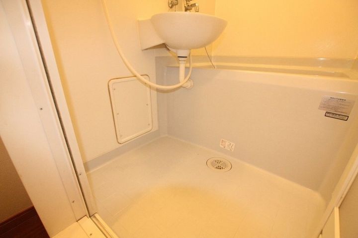 レオパレスHabitacion Hayashi102の風呂