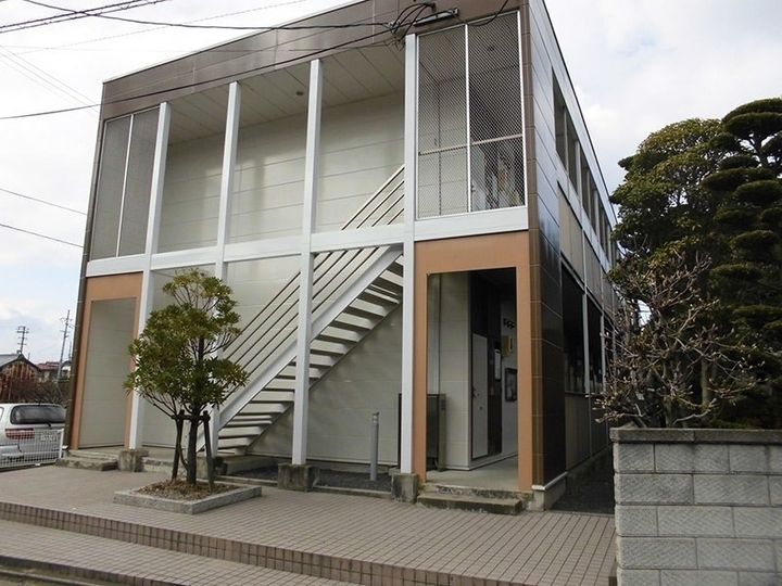 レオパレス坂出205の外観