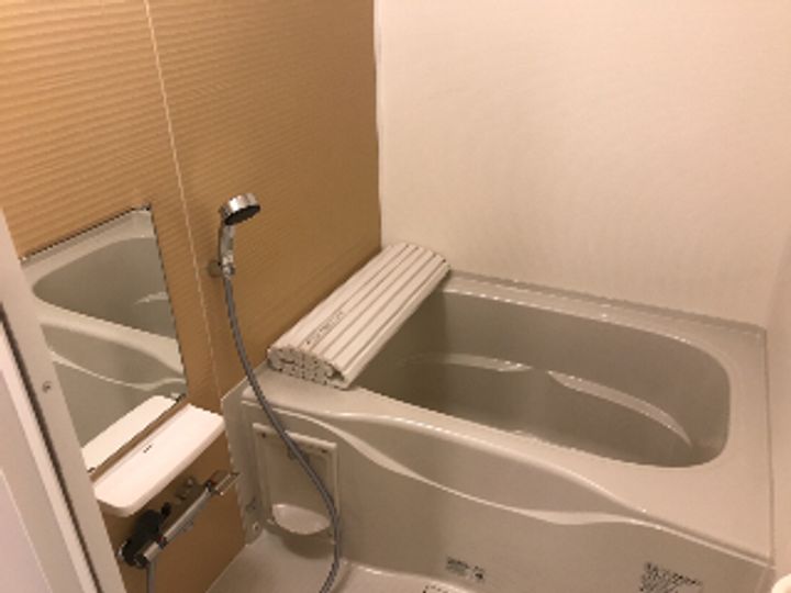 アヴィオン102の風呂