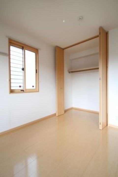 コンフォート ウエスト206の寝室