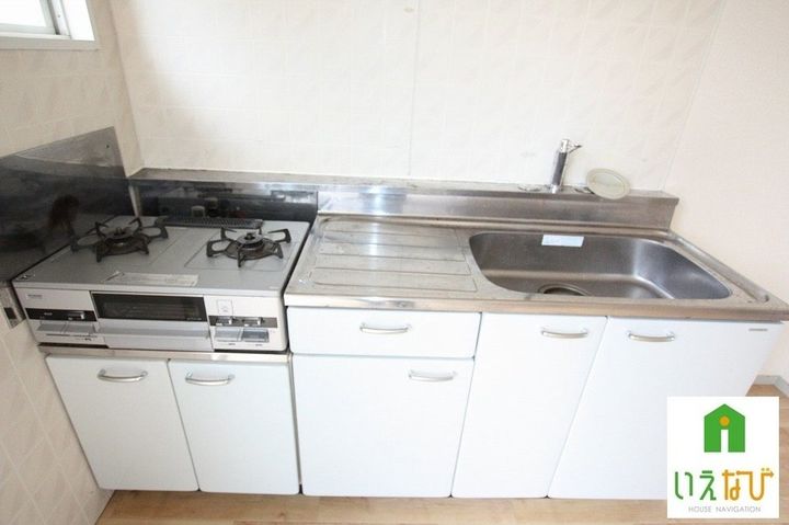 グリーンガーデンA棟102のキッチン