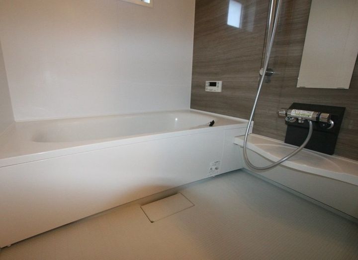 ガーデンクォーツ B棟201の風呂