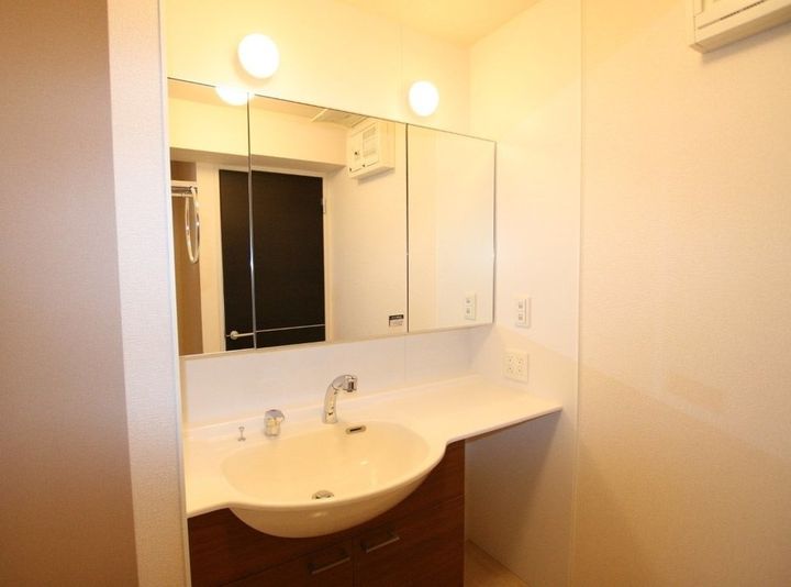 ガーデンクォーツ B棟201の内装