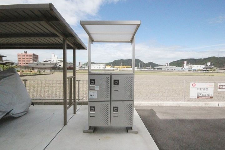 ユニヴェール E303のその他画像