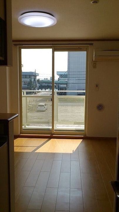 リュエル・ウエスト201の居間