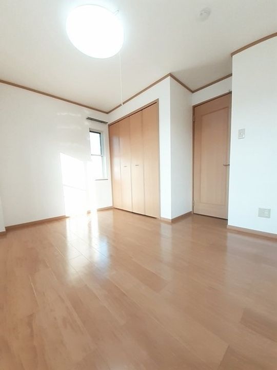 リュエル・ウエスト201の寝室