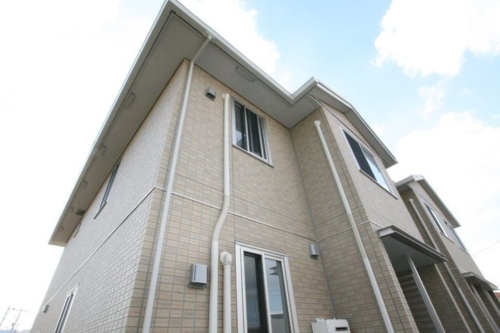 クローリス林町101の外観