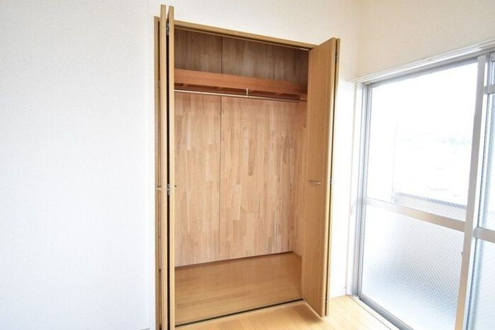 ピュアハイツ生野401の内装