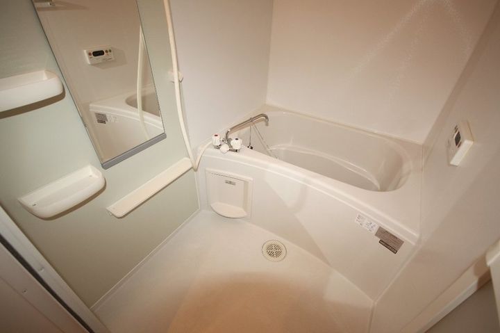 ロイヤルスクウェア 一宮Ⅱ104の風呂