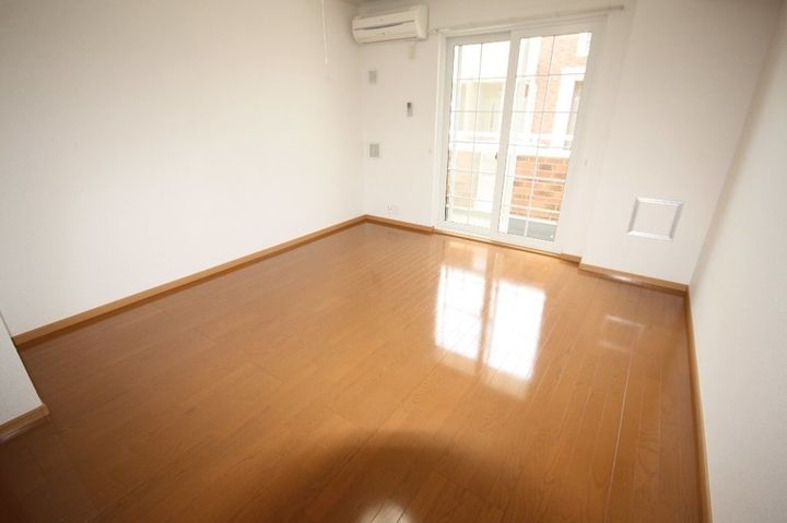 ロイヤルスクウェア 一宮Ⅱ104の寝室