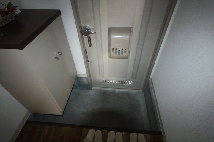 リベラU102の玄関