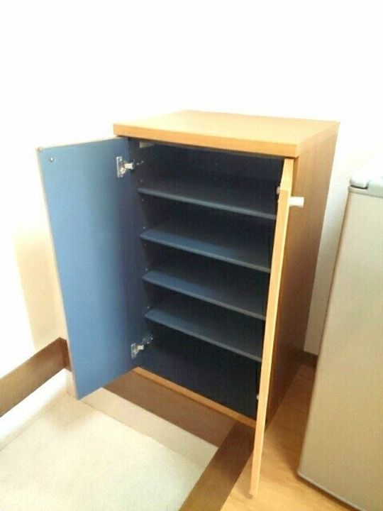 イグレック楯 B101の玄関