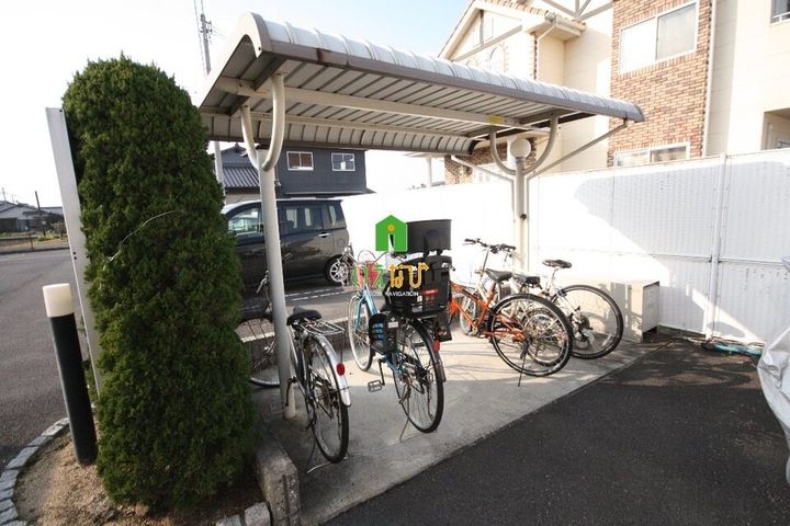 サンシャインコート103の周辺