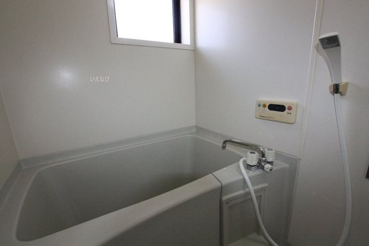 ツインハーモニーB棟202の風呂