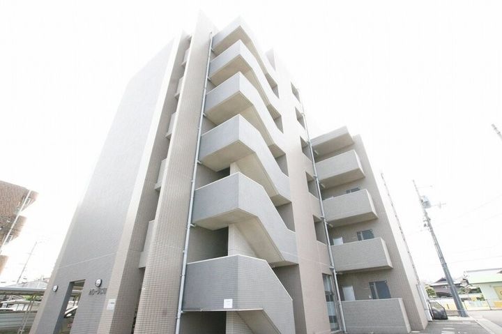 カローラ林町205の外観