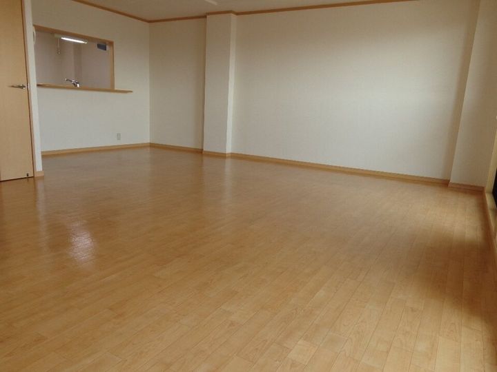 エル 22503の居間