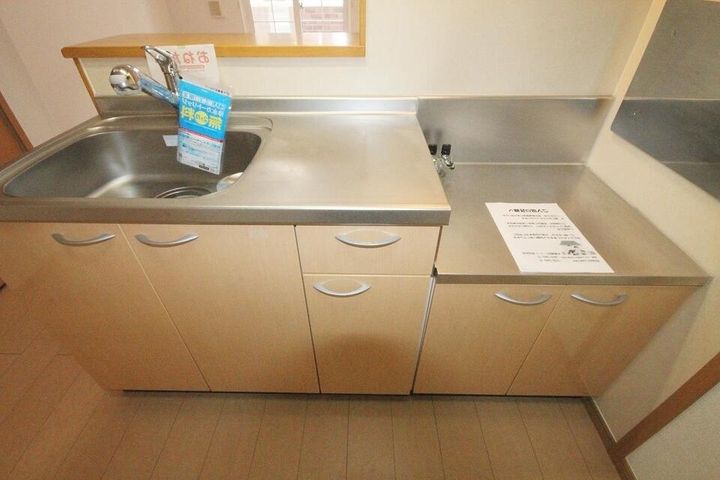アベンシス5103のキッチン