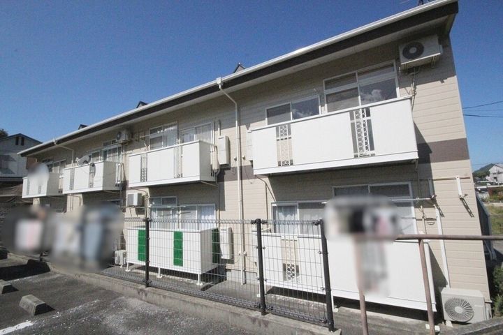ニューシティー八栗口B101の外観