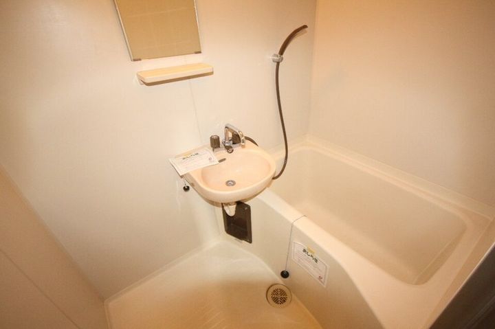 ミューズ松本Ⅰ101の風呂