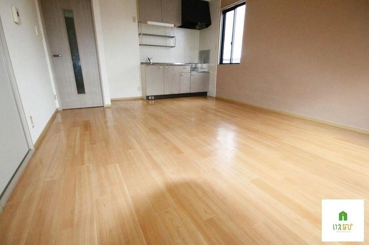 アネックス D棟101の居間