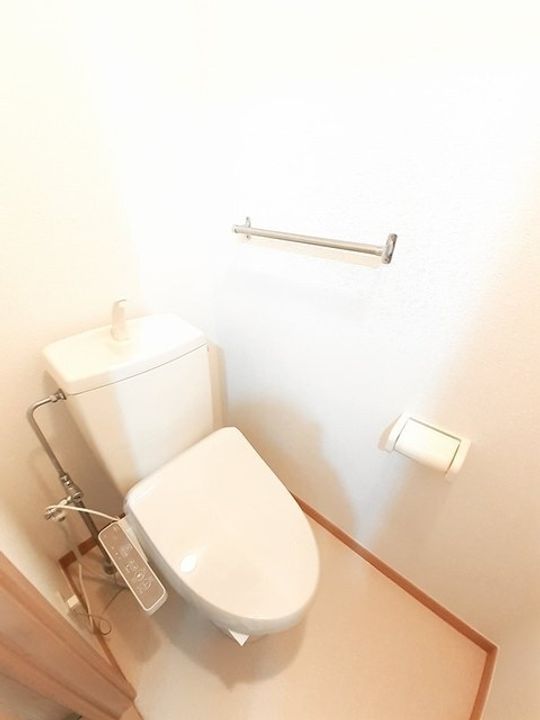 アンソレイエ B101の玄関