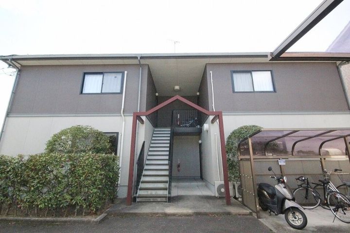 コートMT H館101の外観