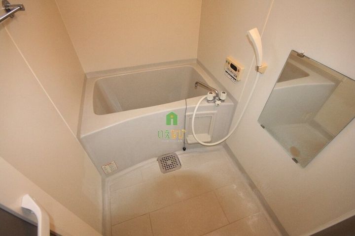 グレイスフル屋島 B棟101の風呂