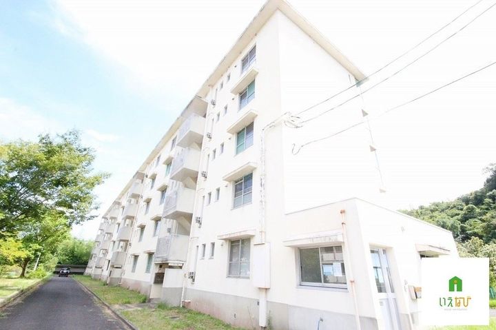 ビレッジハウス志度1号507の外観