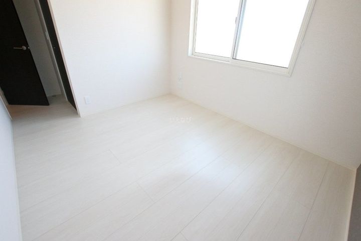 レグルスA棟202の寝室