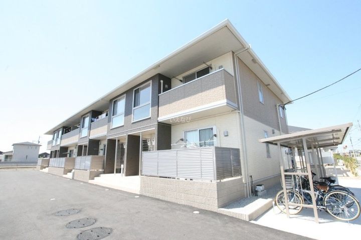 レグルスA棟202の外観