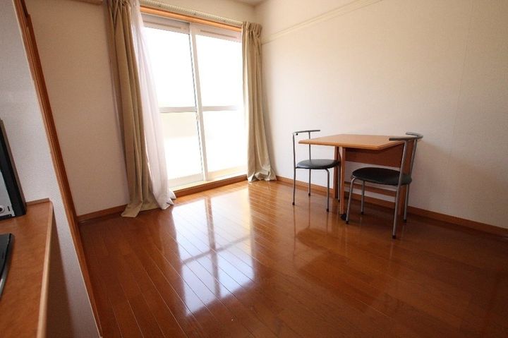 レオパレス由良202の内装