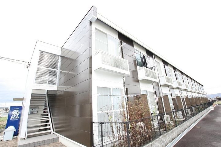 レオパレス由良202の外観