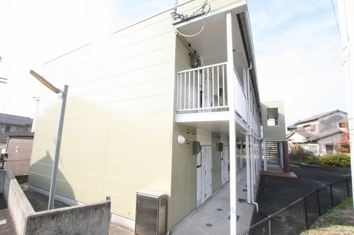 レオパレスエクレール鬼無103の外観