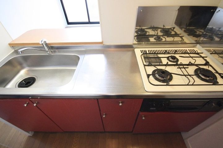 レオパレスクール106のキッチン