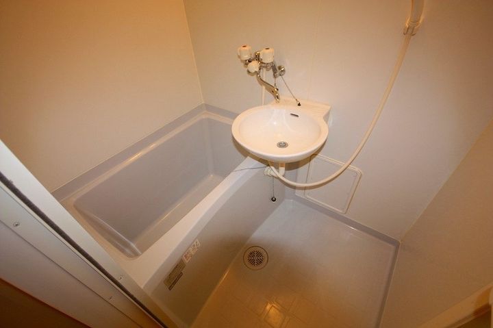 レオパレス向日葵204の風呂