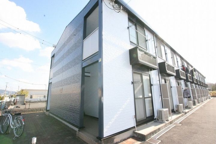 レオパレス向日葵204の外観