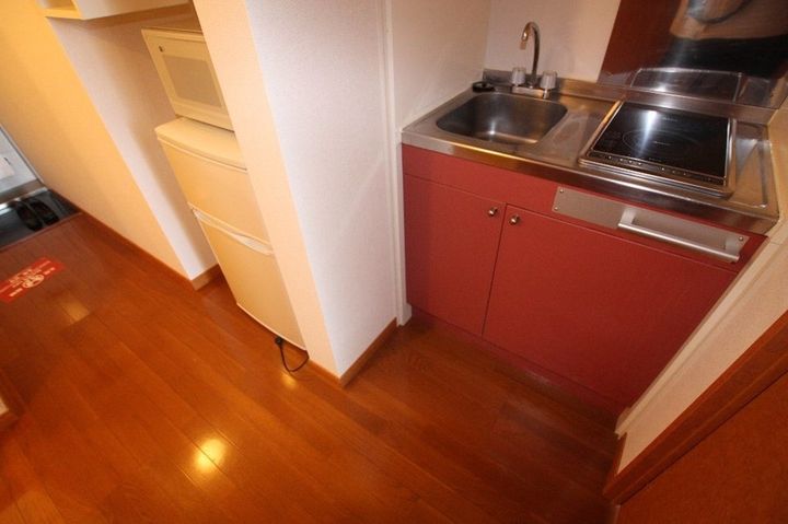 レオパレス金倉105のキッチン