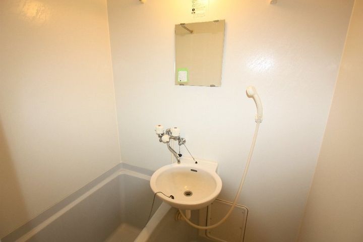 レオパレスKaratachi211のその他画像