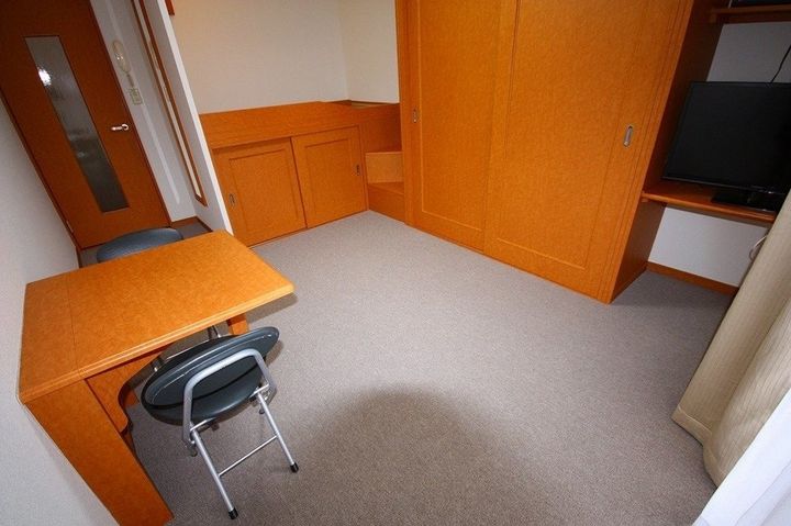 レオパレスリリアンス208の居間