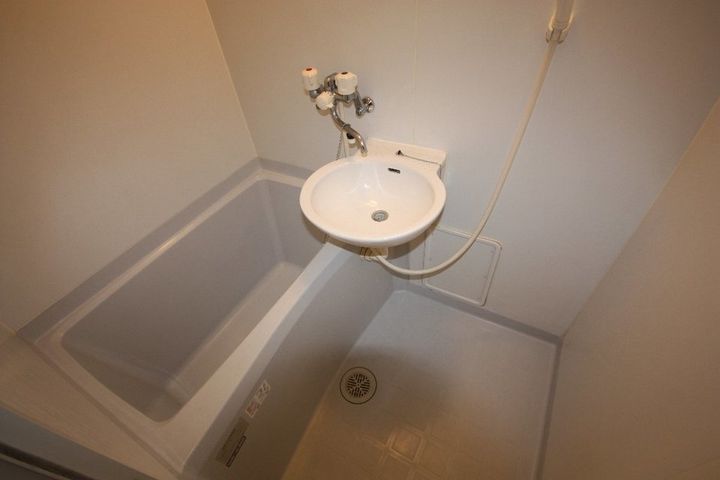 レオパレスサンシャイン26204の風呂