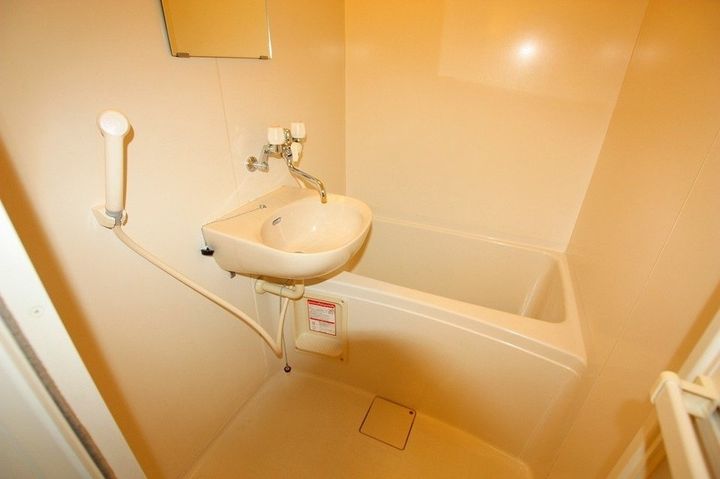 レオパレスSeto Lands M&K101の風呂