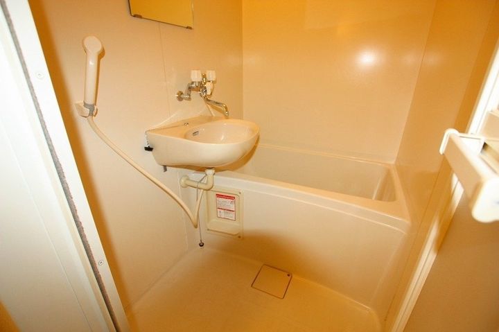 レオパレスSeto Lands K&K202の風呂