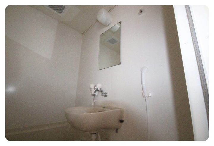 レオパレスラポール松福302の風呂