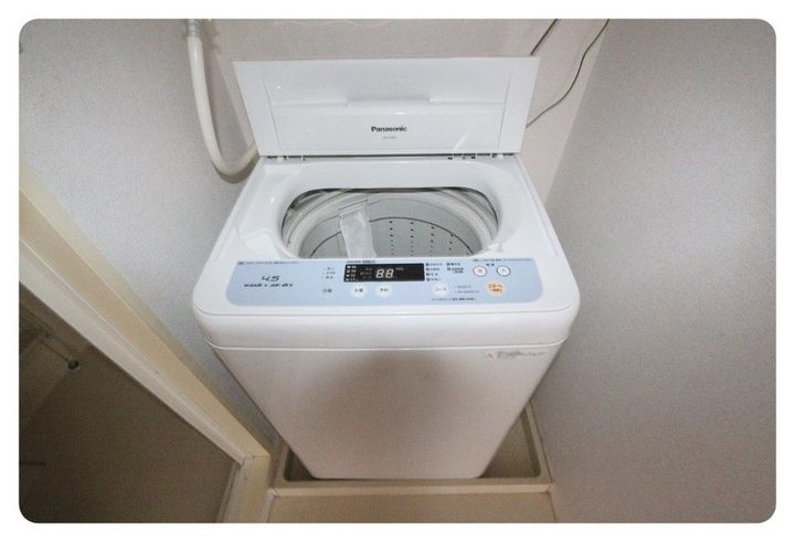 レオパレスラポール松福307の玄関