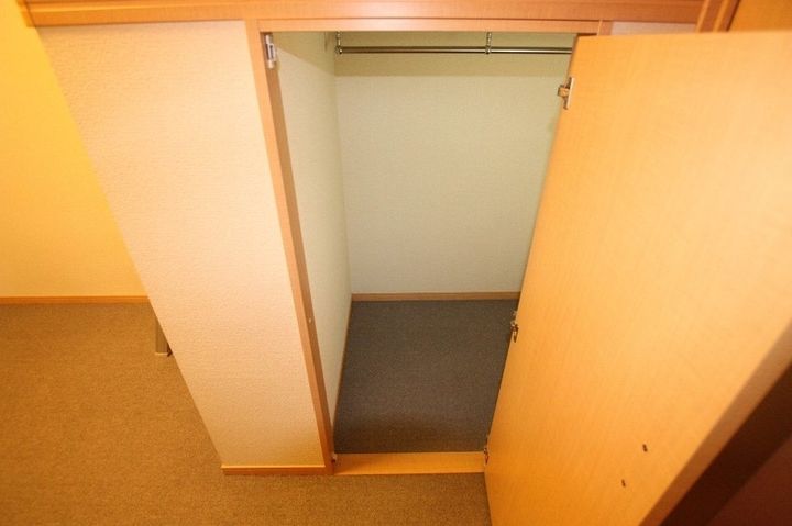 レオパレスサンサン木の実303の内装