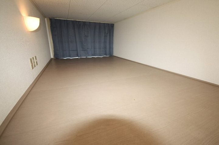 レオパレス川島109の寝室