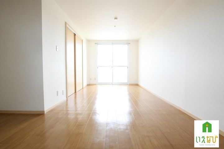 エルディム中原101の居間