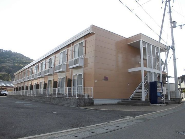 レオパレスシャルマン209の外観