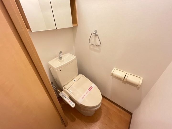 パル205の内装